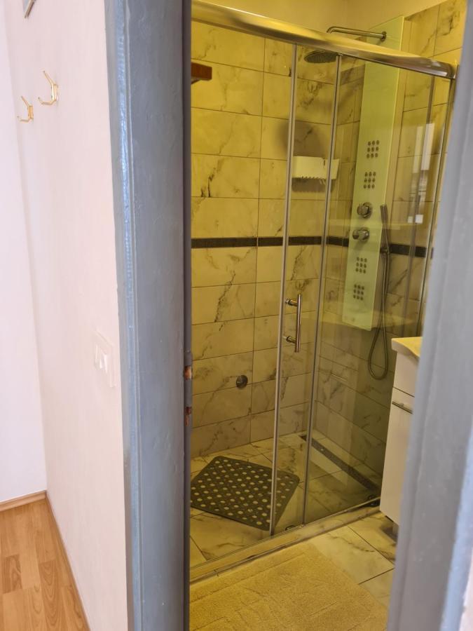 Gordana Apartments Хвар Экстерьер фото